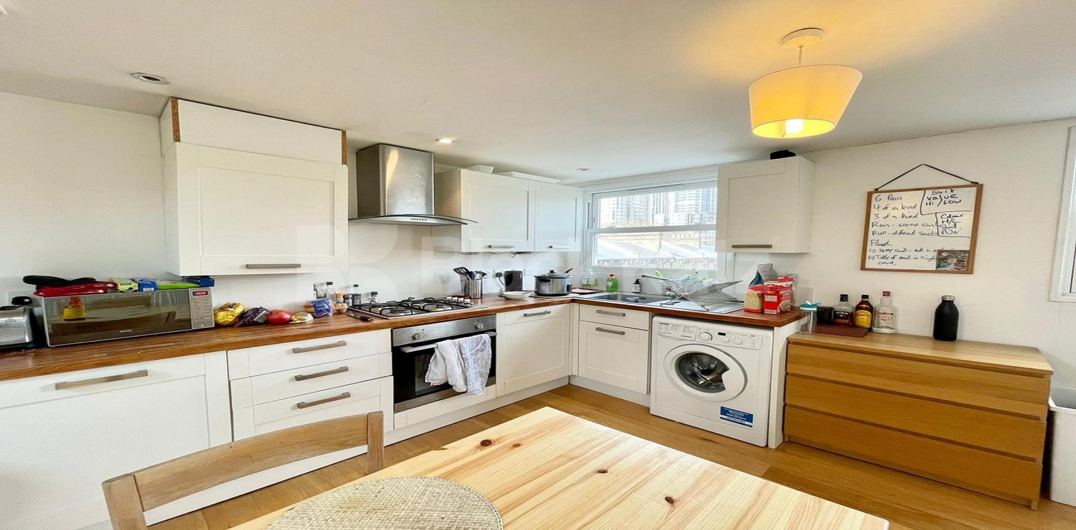 			LET , 2 Bedroom, 1 bath, 1 reception Apartment			 Browning Street, Elephant and Castle